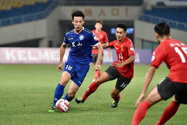 马内欧冠进球超斯特林范佩西 在拜仁14场7球1助攻